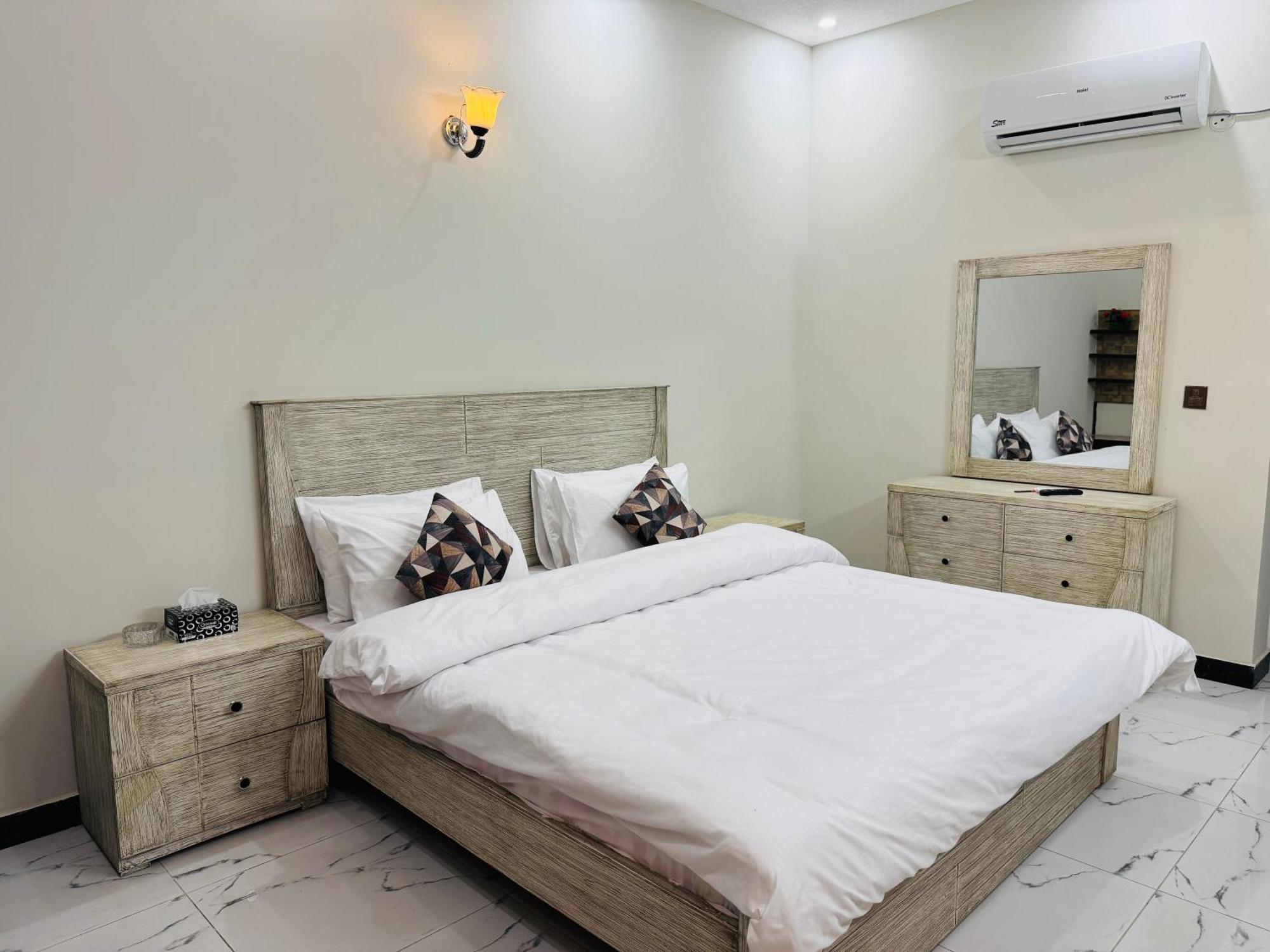 Sunrise Residence D1 Islamabad Esterno foto