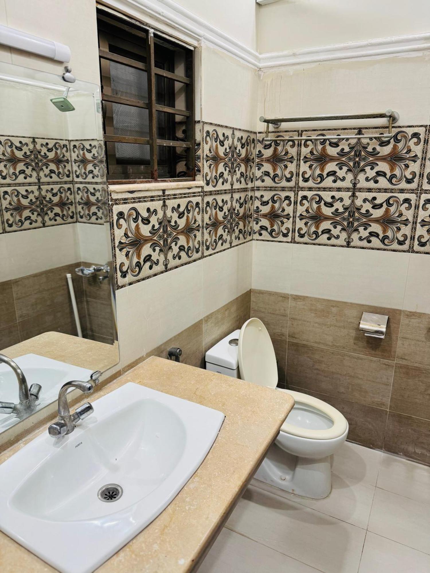 Sunrise Residence D1 Islamabad Esterno foto